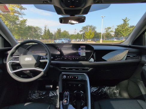 New 2025 Audi Q5 Premium Plus image 23