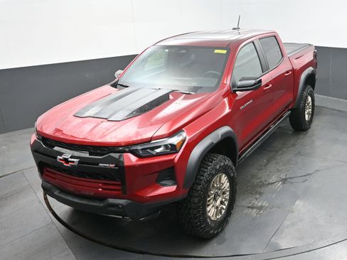 New 2026 Chevrolet Colorado ZR2 w/ Technology Package AWD/4WD image 33