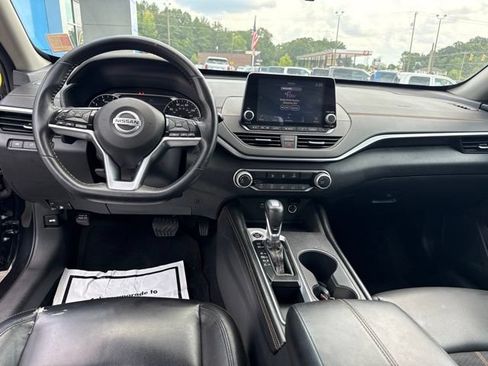 Used 2021 Nissan Altima 2.5 SR FWD image 18