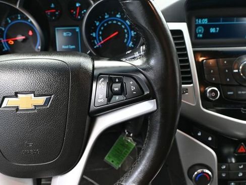 Used 2014 Chevrolet Cruze LT FWD image 24