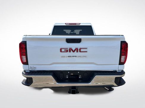 New 2026 GMC Sierra 2500 Pro AWD/4WD image 4