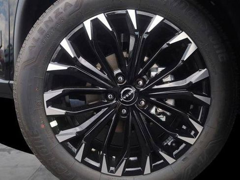 New 2026 Nissan Rogue Dark Armor AWD/4WD image 3
