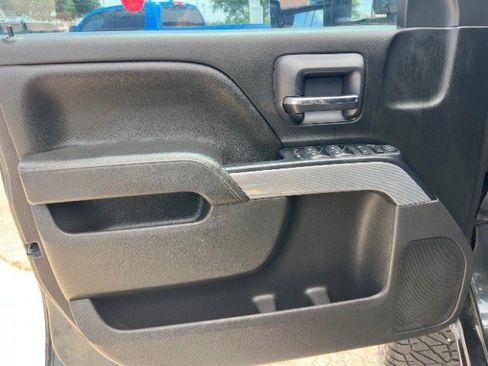 Used 2018 Chevrolet Silverado 1500 LT w/ Texas Edition image 29