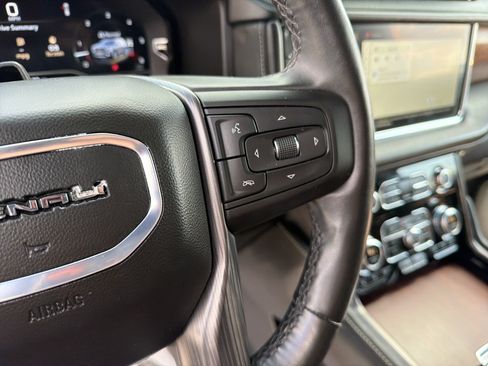 Used 2024 GMC Yukon Denali Ultimate AWD/4WD image 21