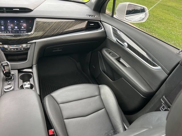 Used 2020 Cadillac XT6 Premium Luxury FWD image 41