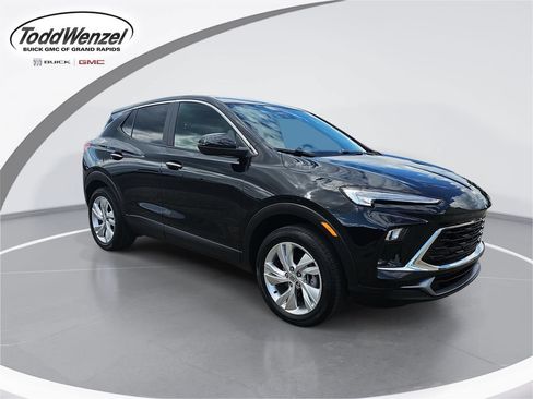 Used 2024 Buick Encore GX Preferred w/ Comfort Package AWD/4WD image 1