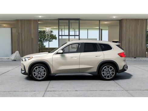 New 2026 BMW X1 xDrive28i w/ Convenience Package image 4