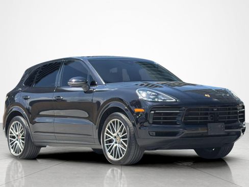 Used 2022 Porsche Cayenne Platinum Edition AWD/4WD image 7