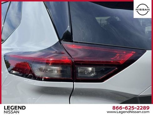Certified 2023 Nissan Rogue SL w/ SL Premium Package AWD/4WD image 11
