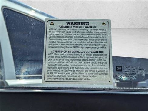 Used 2012 GMC Yukon Denali RWD image 30