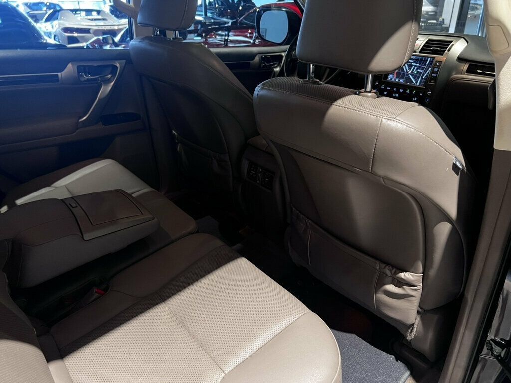 Used 2019 Lexus GX 460 w/ Navigation Package AWD/4WD image 23