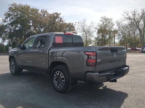 Certified 2024 Nissan Frontier SL w/ Technology Package RWD image 6
