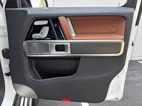 Used 2022 Mercedes-Benz G 63 AMG Squared w/ AMG Night Package Plus image 57