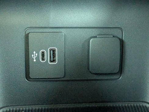 New 2026 Ford Explorer ST-Line image 27