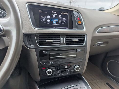 Used 2016 Audi Q5 2.0T Premium Plus w/ Technology Package image 22