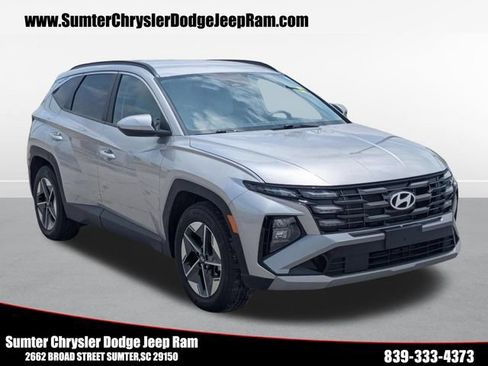 Used 2025 Hyundai Tucson SEL FWD image 1
