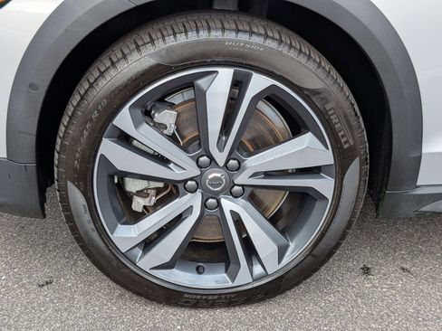 Used 2025 Volvo V60 B5 Cross Country Plus AWD/4WD image 10
