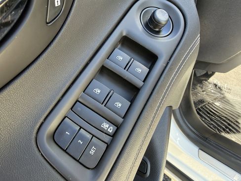 Used 2014 Buick LaCrosse Premium w/ Driver Confidence Package image 13