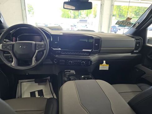 Certified 2024 Chevrolet Silverado 1500 ZR2 w/ ZR2 Bison Edition AWD/4WD image 11