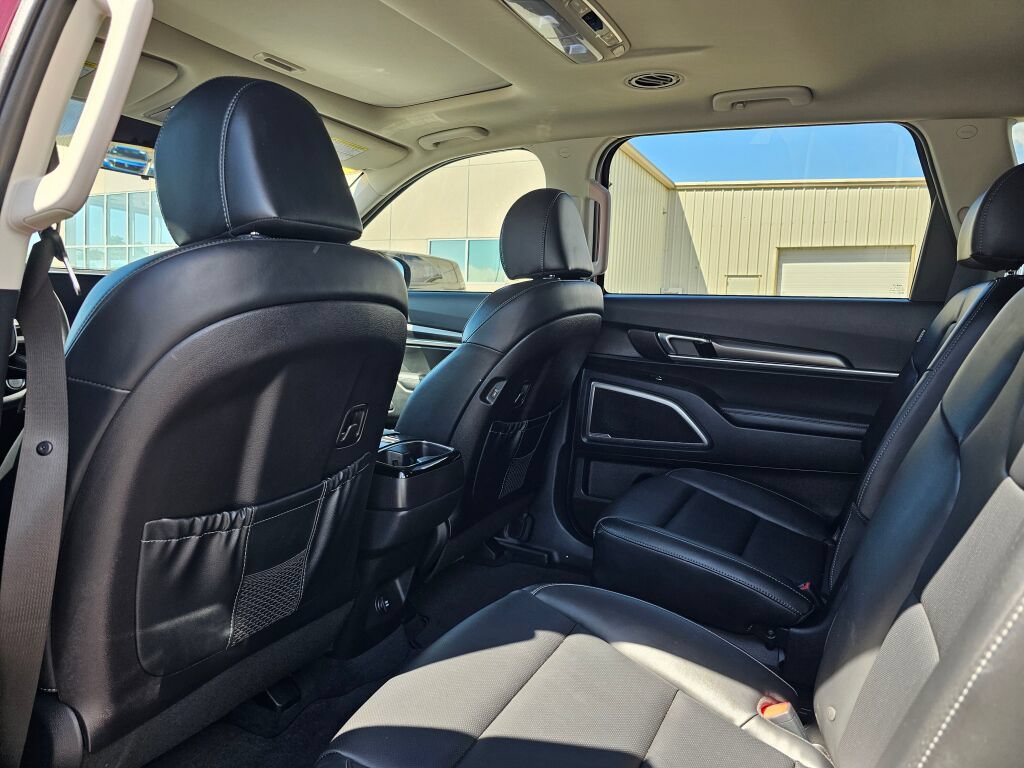 Used 2024 Kia Telluride S w/ S Sunroof Package AWD/4WD image 11