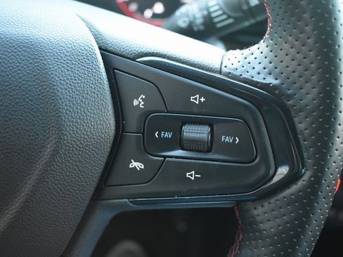 Used 2024 Chevrolet Trax RS w/ Driver Confidence Package image 20