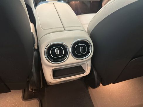 New 2026 Mercedes-Benz GLC 300 image 21