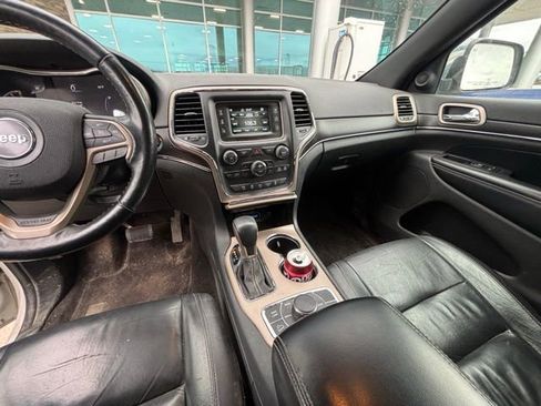 Used 2016 Jeep Grand Cherokee Limited image 6