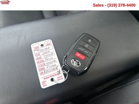 Used 2024 Toyota Prius Prime Premium w/ Advanced Technology Package FWD image 27