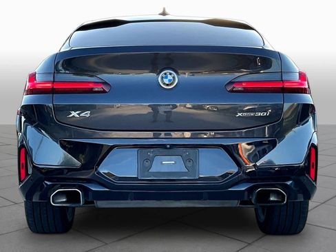 Used 2022 BMW X4 xDrive30i w/ Parking Assistance Package AWD/4WD image 5