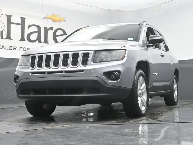 Used 2016 Jeep Compass Sport w/ Power Value Group FWD image 4