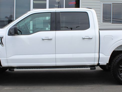Used 2025 Ford F150 XLT w/ Equipment Group 301A Standard AWD/4WD image 3