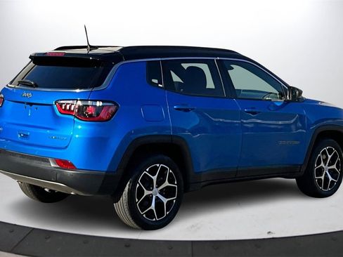 Certified 2024 Jeep Compass Limited image 8