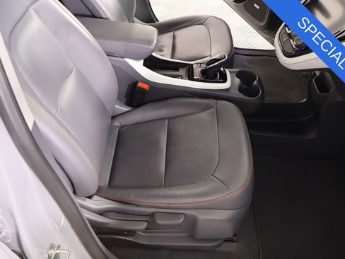 Used 2020 Chevrolet Bolt Premier w/ Infotainment Package image 13