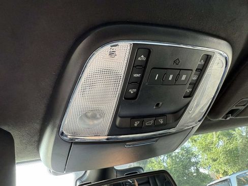 Used 2016 Jeep Grand Cherokee Summit AWD/4WD image 27