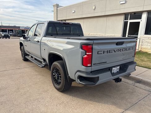 Used 2024 Chevrolet Silverado 2500 LT w/ Z71 Sport Edition image 2