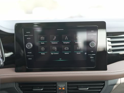 New 2025 Volkswagen Jetta SEL image 14