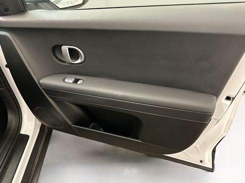 Used 2024 Hyundai Ioniq 5 SEL AWD/4WD image 34