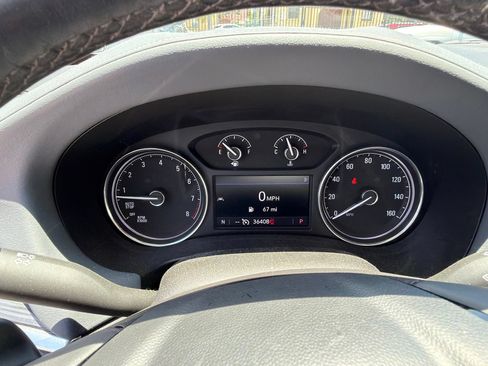 Used 2024 Buick Enclave Essence w/ Technology Package FWD image 41