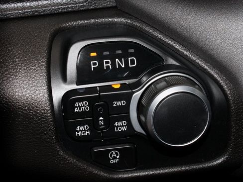 Used 2025 RAM 1500 Big Horn image 31