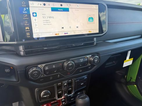 New 2026 Jeep Gladiator Rubicon image 19