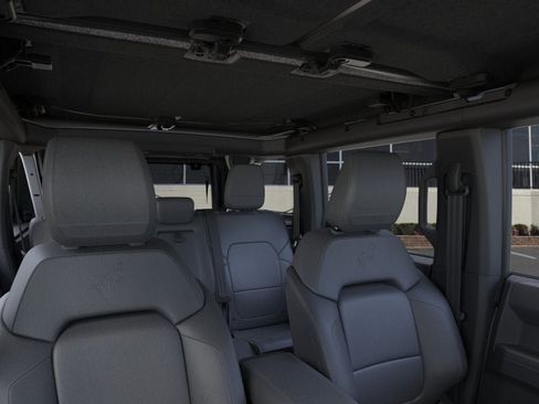 New 2026 Ford Bronco Badlands AWD/4WD image 37