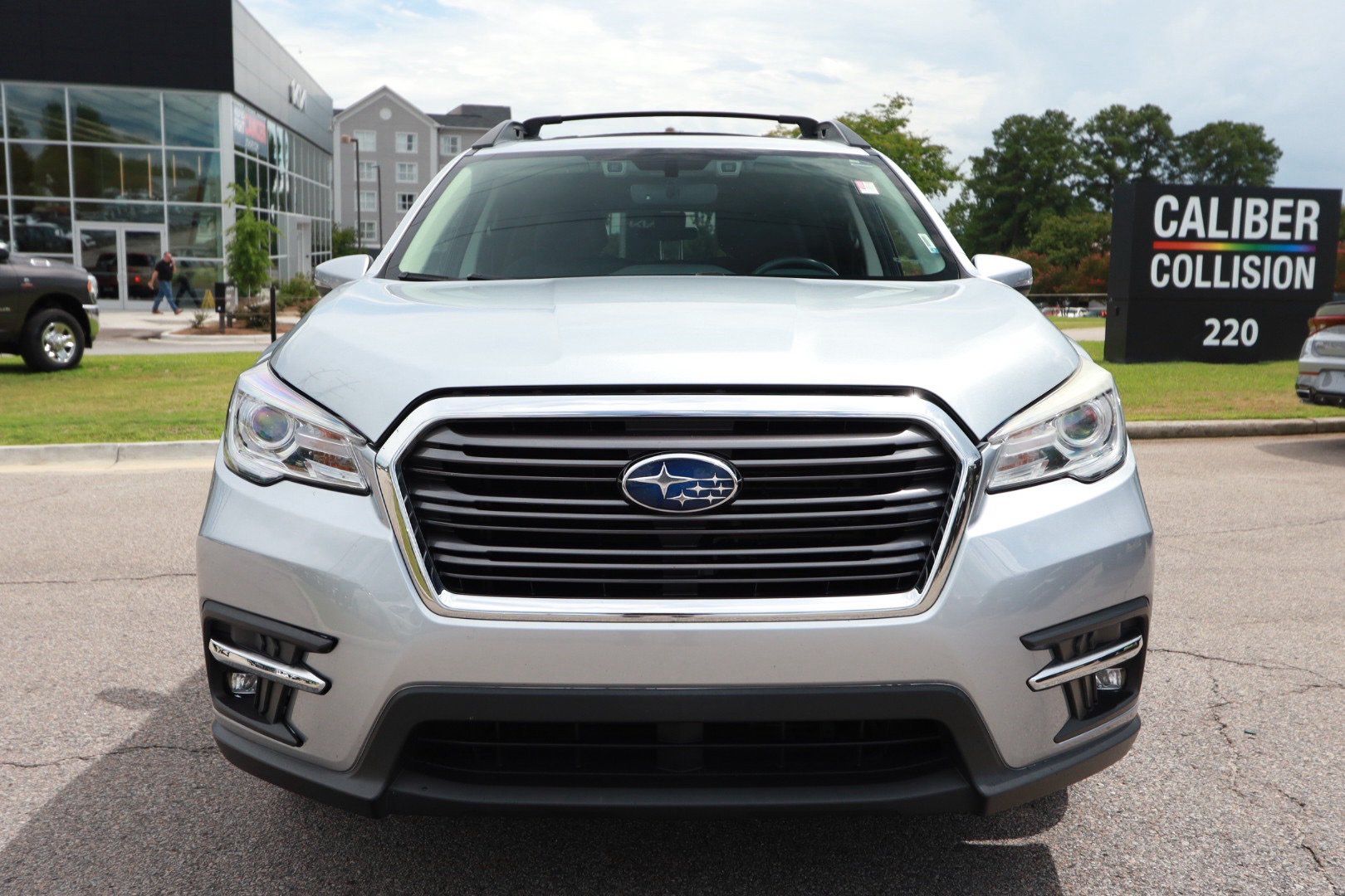 Used 2019 Subaru Ascent Limited AWD/4WD image 8