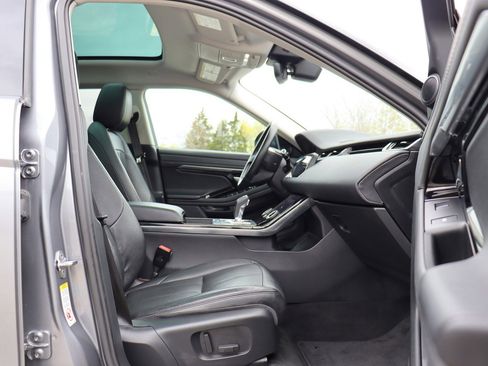 Used 2020 Land Rover Range Rover Evoque S image 20