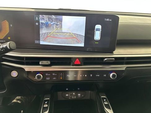 Used 2024 Kia Sorento S w/ Panoramic Sunroof Package image 22