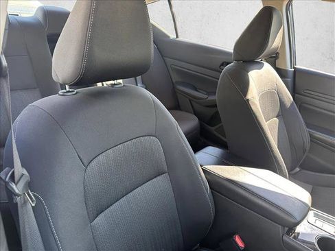 Used 2024 Nissan Altima 2.5 SV image 28