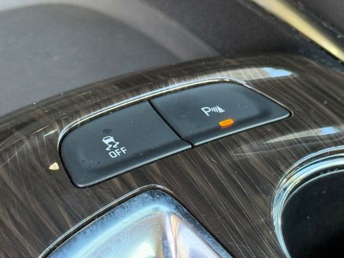 Used 2024 Chevrolet Malibu LT FWD image 34