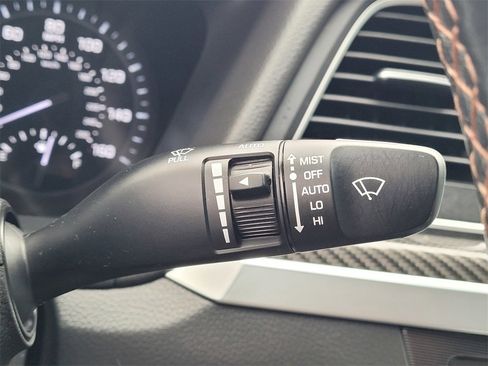 Used 2019 Genesis G80 3.3T Sport image 17