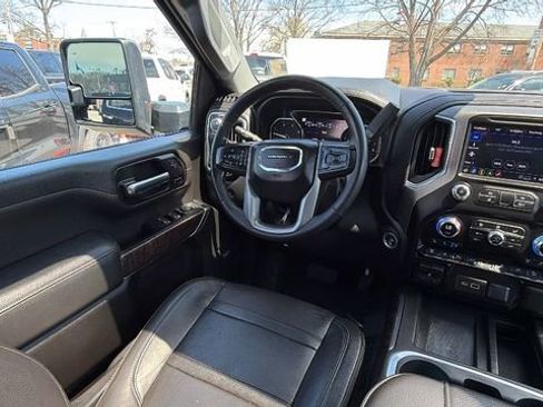 Certified 2023 GMC Sierra 2500 Denali w/ Technology Package AWD/4WD image 18