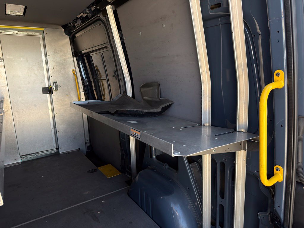 Used 2018 Mercedes-Benz Sprinter 2500 image 16
