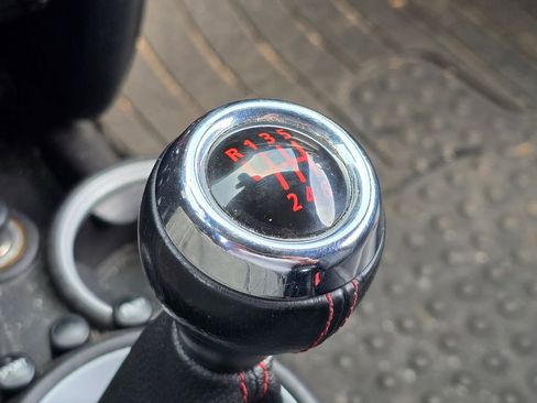 Used 2015 MINI Cooper Roadster S image 21